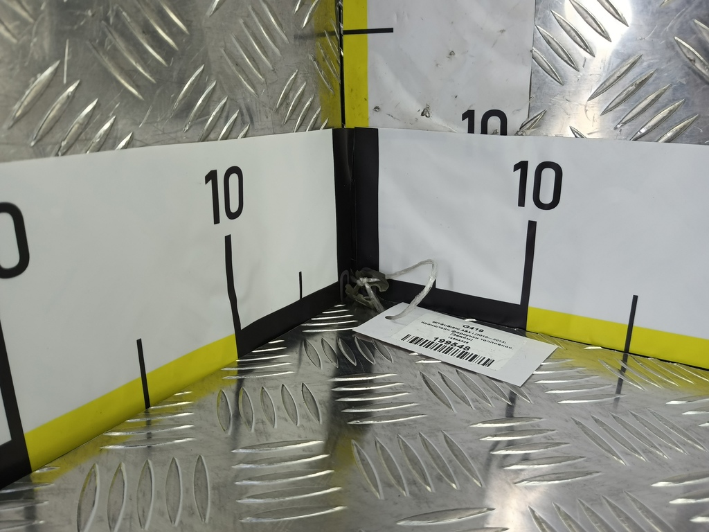 кронштейн форсунки топливной (зажим) MITSUBISHI ASX  1465A528, 520 рублей, Москва