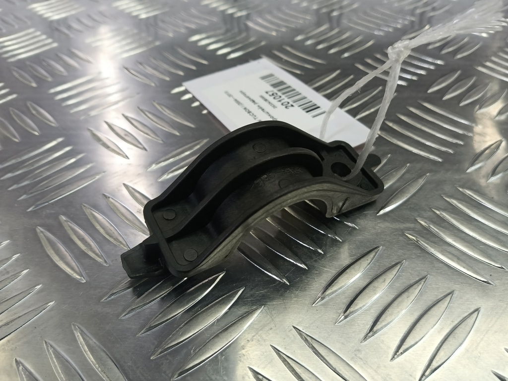 кронштейн радиатора Hyundai TUCSON  253342E000, 520 рублей, Москва