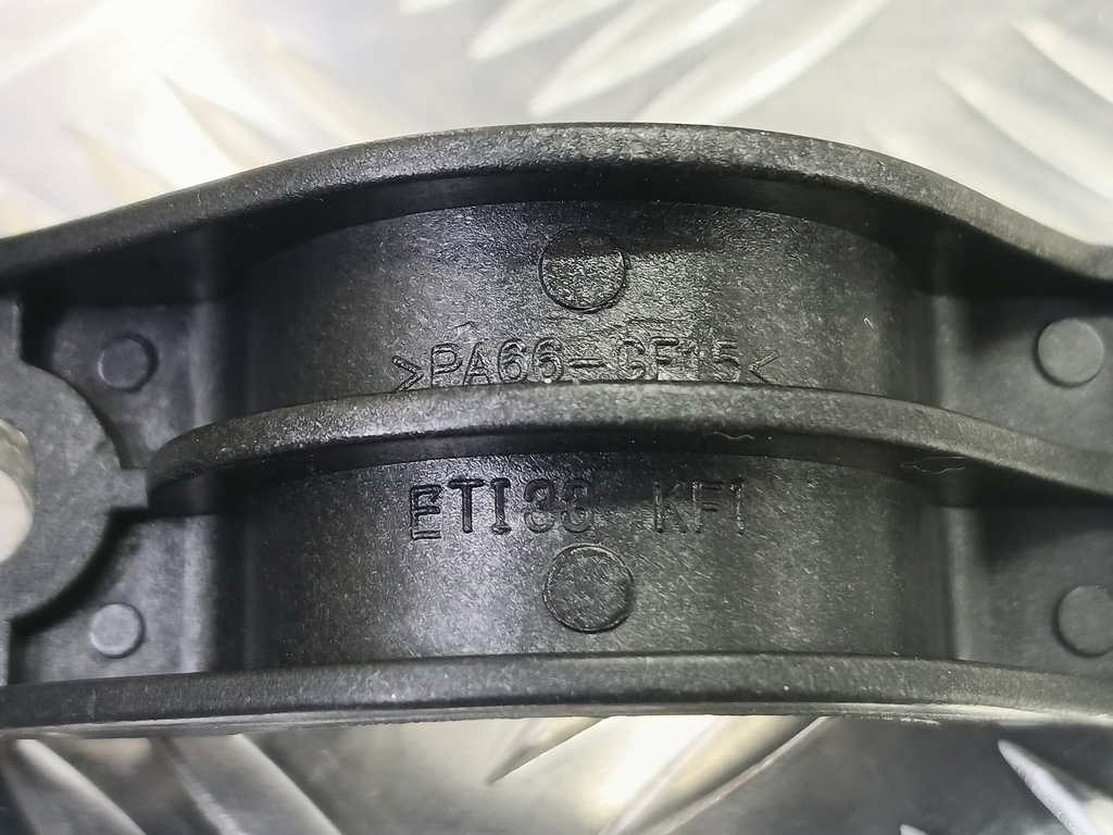 кронштейн радиатора Hyundai TUCSON  253342E000, 520 рублей, Москва