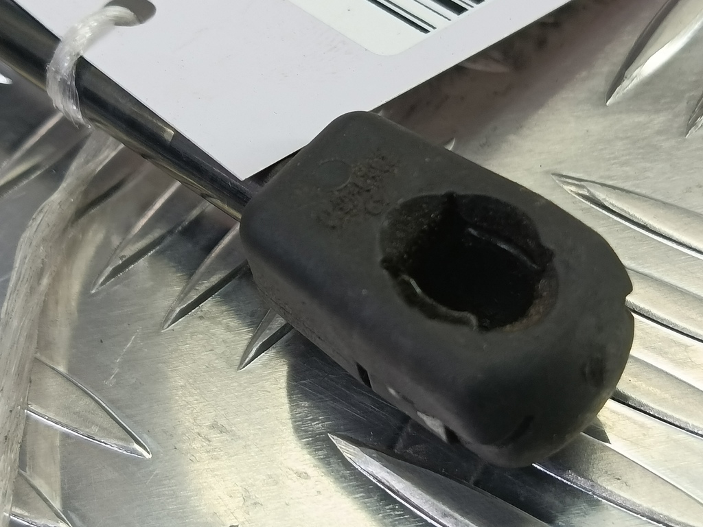 амортизатор капота MERCEDES-BENZ E-класс E 220d 2.1 5G-Tronic (170 л.с.)E-класс  W212/S212/C207/A207 (2009—2013) Седан A2048800029, 630 рублей, Москва