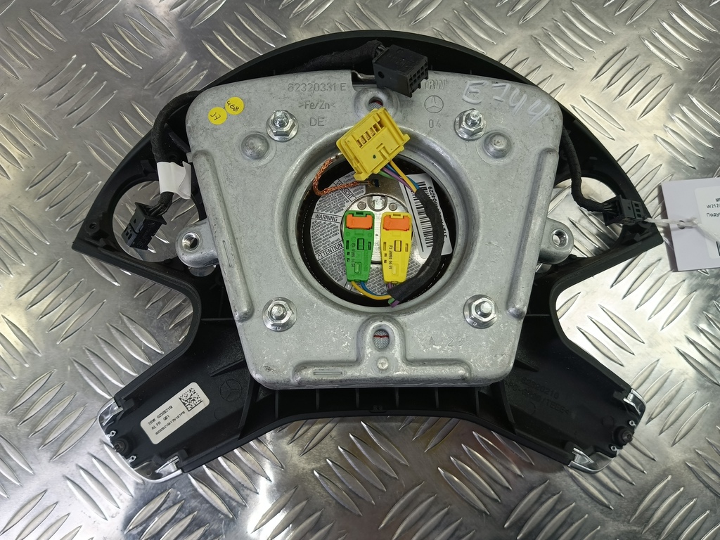 подушка безопасности водителя MERCEDES-BENZ E-класс E 220d 2.1 5G-Tronic (170 л.с.)E-класс  W212/S212/C207/A207 (2009—2013) Седан A2128600102, 1550 рублей, Москва