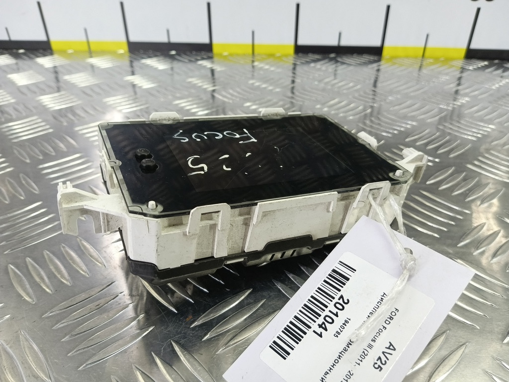 дисплей информационный FORD Focus  1940785, 1550 рублей, Москва