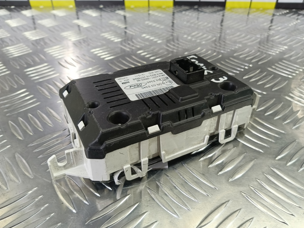 дисплей информационный FORD Focus  1940785, 1550 рублей, Москва