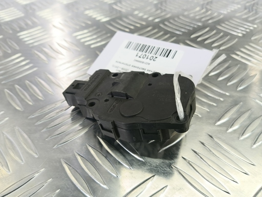 моторчик заслонки отопителя MERCEDES-BENZ E-класс E 220d 2.1 5G-Tronic (170 л.с.)E-класс  W212/S212/C207/A207 (2009—2013) Седан A2218200042, 980 рублей, Москва