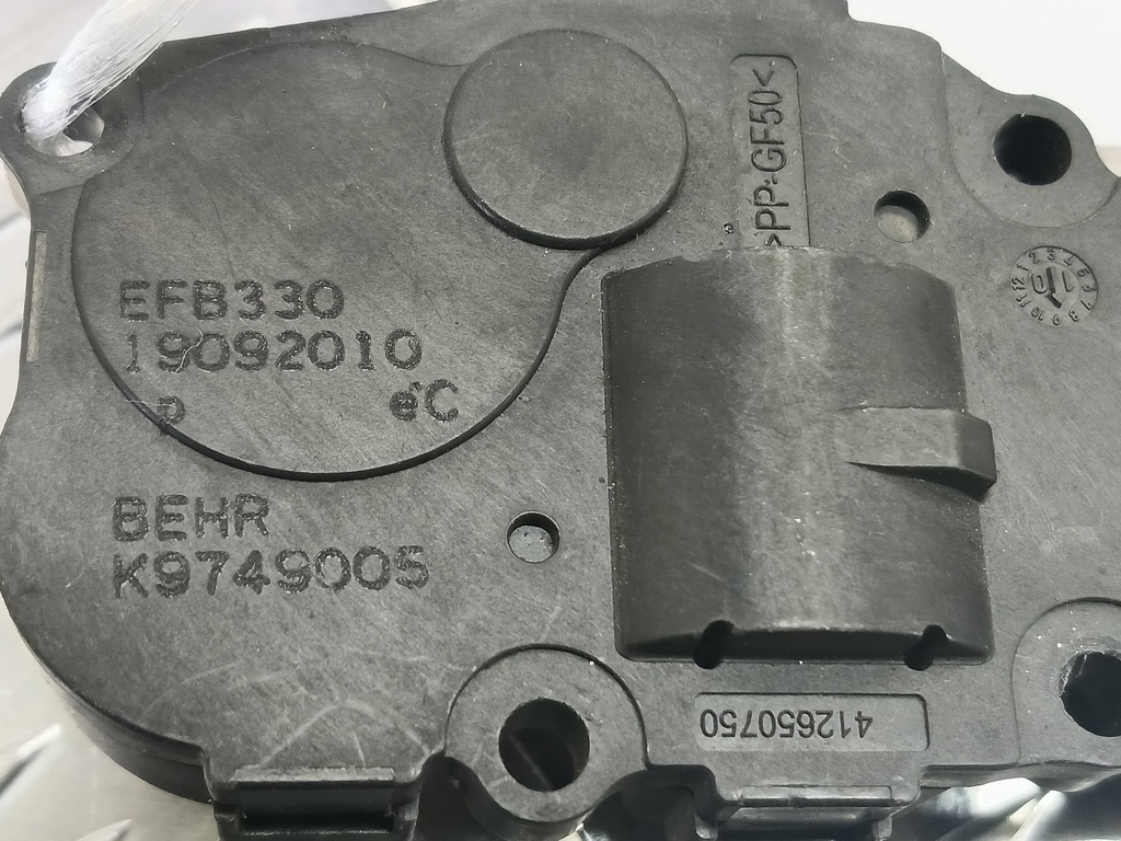 моторчик заслонки отопителя MERCEDES-BENZ E-класс E 220d 2.1 5G-Tronic (170 л.с.)E-класс  W212/S212/C207/A207 (2009—2013) Седан A2218200042, 980 рублей, Москва