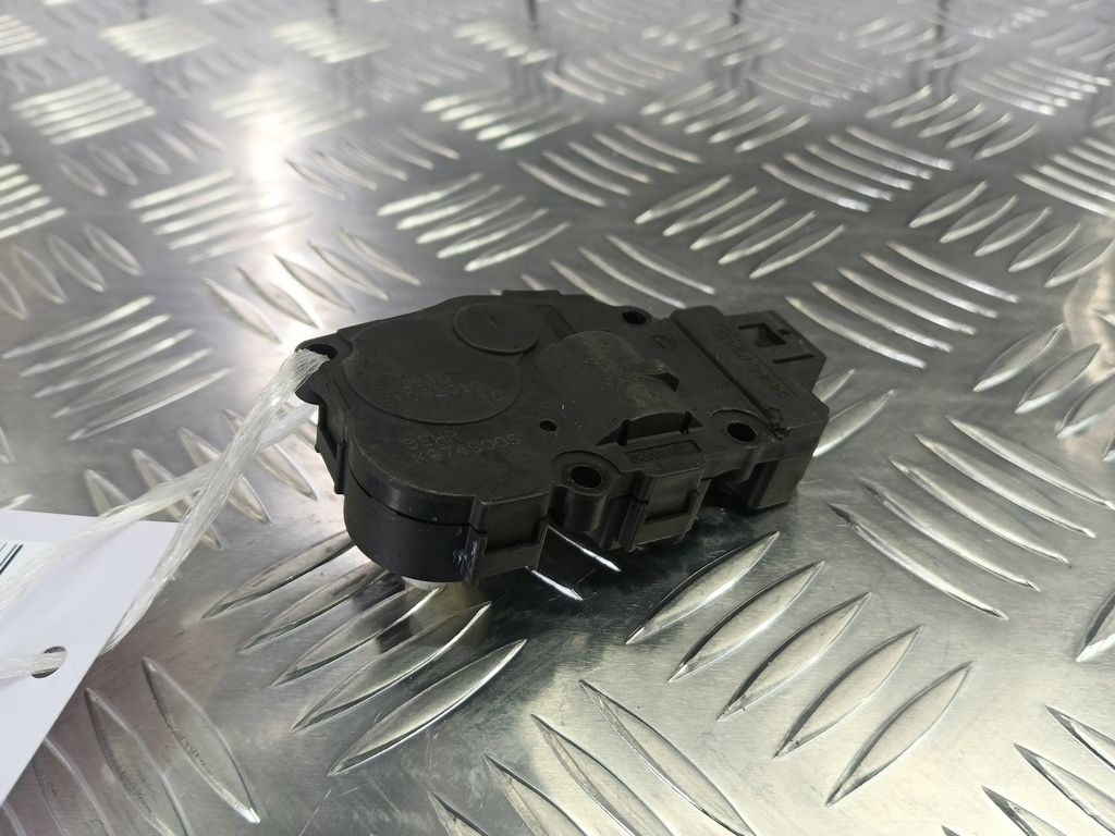 моторчик заслонки отопителя MERCEDES-BENZ E-класс E 220d 2.1 5G-Tronic (170 л.с.)E-класс  W212/S212/C207/A207 (2009—2013) Седан A2218200042, 980 рублей, Москва