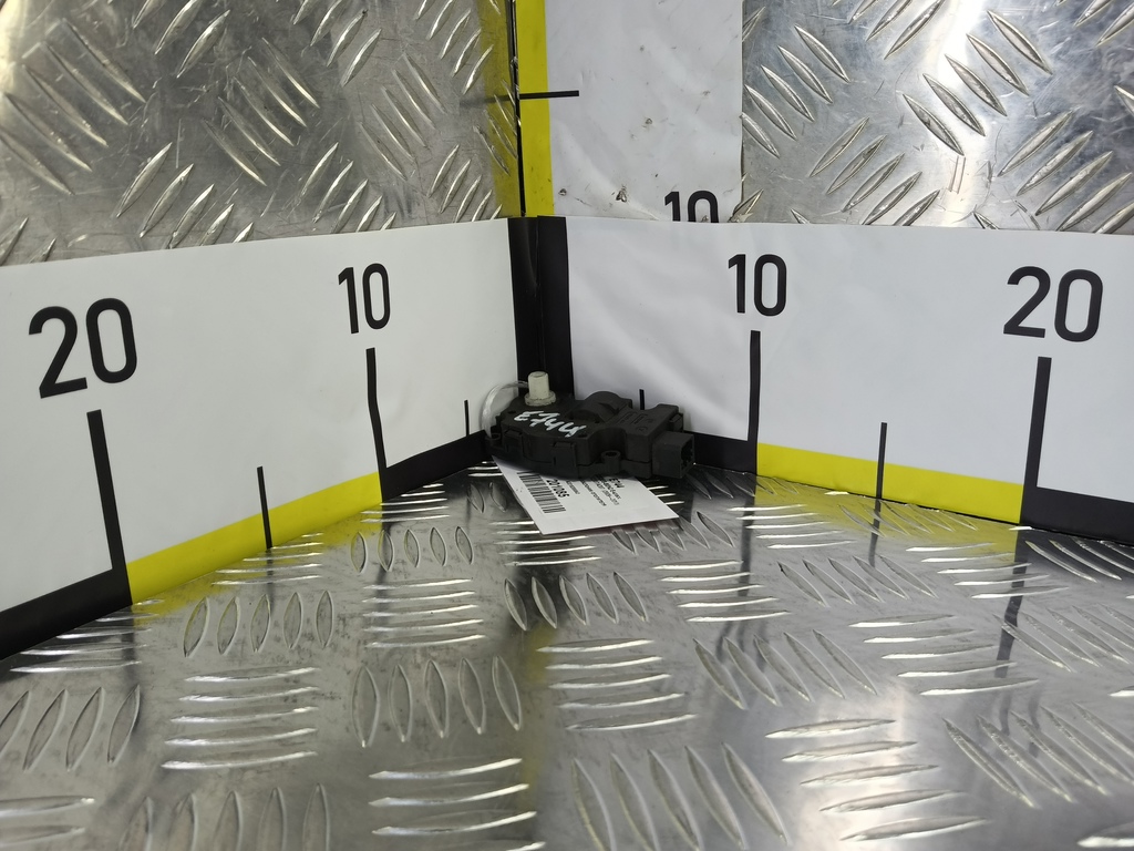 моторчик заслонки отопителя MERCEDES-BENZ E-класс E 220d 2.1 5G-Tronic (170 л.с.)E-класс  W212/S212/C207/A207 (2009—2013) Седан A2218200042, 980 рублей, Москва