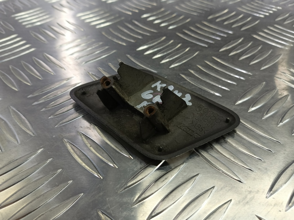 крышка форсунки омывателя SUZUKI Grand Vitara 2.4 AT (169 л.с.)Grand Vitara  II рестайлинг (2008—2012) Внедорожник 3915365J00, 2010 рублей, Москва