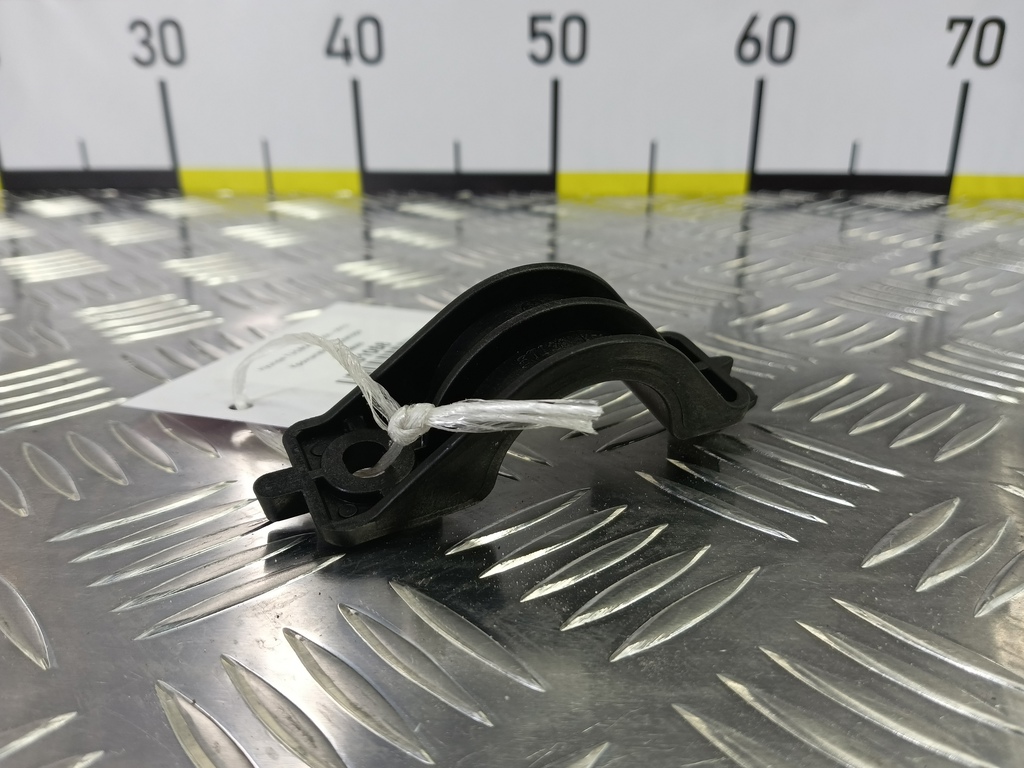 кронштейн радиатора Hyundai TUCSON  253342E000, 520 рублей, Москва