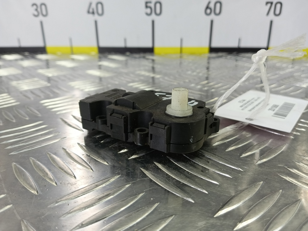 моторчик заслонки отопителя MERCEDES-BENZ E-класс E 220d 2.1 5G-Tronic (170 л.с.)E-класс  W212/S212/C207/A207 (2009—2013) Седан A2218200042, 980 рублей, Москва