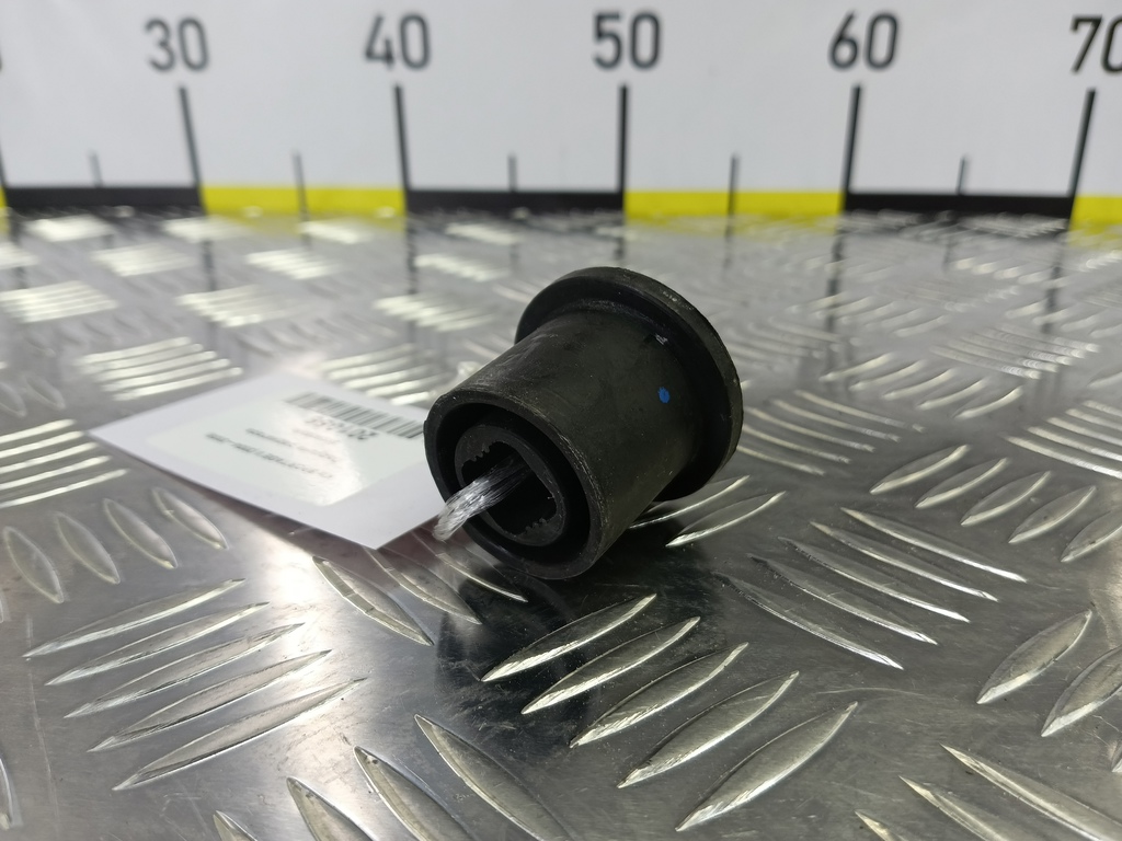 подушка радиатора Kia SPORTAGE  253352E000, 520 рублей, Москва