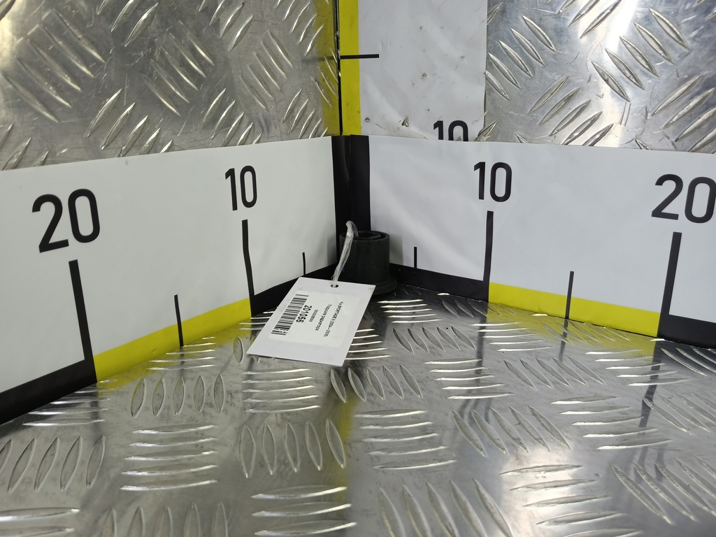 подушка радиатора Kia SPORTAGE  253352E000, 520 рублей, Москва