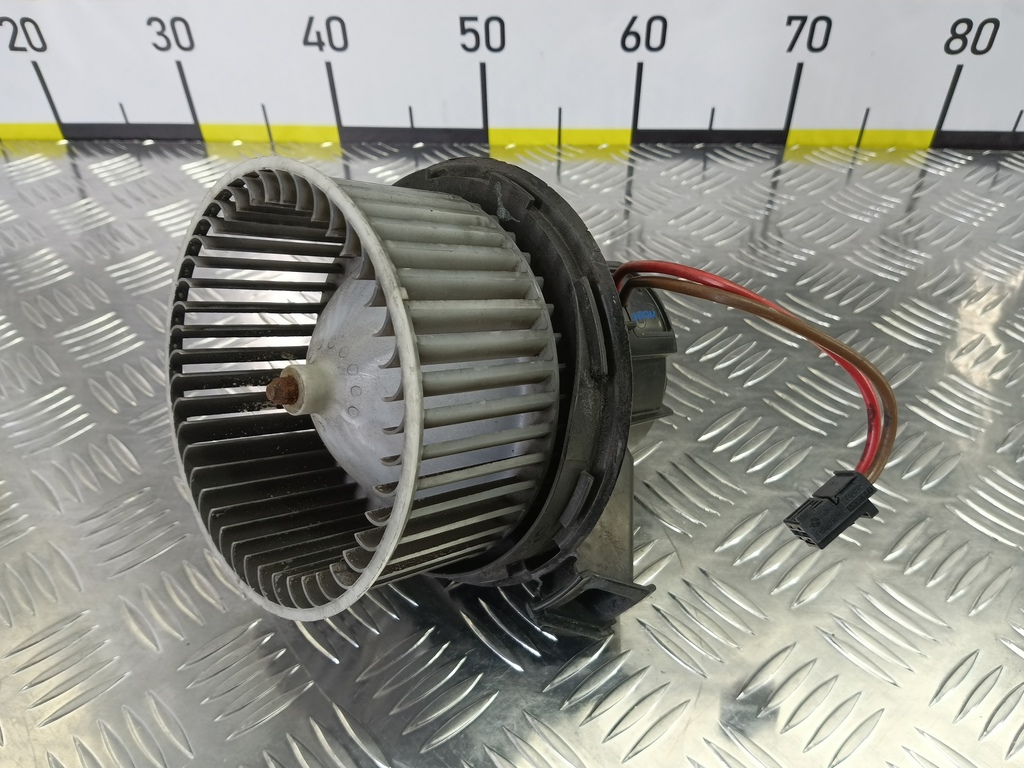 моторчик отопителя MERCEDES-BENZ E-класс E 220d 2.1 5G-Tronic (170 л.с.)E-класс  W212/S212/C207/A207 (2009—2013) Седан A2128200808, 3160 рублей, Москва