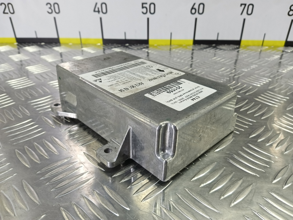 блок управления srs (air bag) MERCEDES-BENZ E-класс E 220d 2.1 5G-Tronic (170 л.с.)E-класс  W212/S212/C207/A207 (2009—2013) Седан A2129014204, 980 рублей, Москва