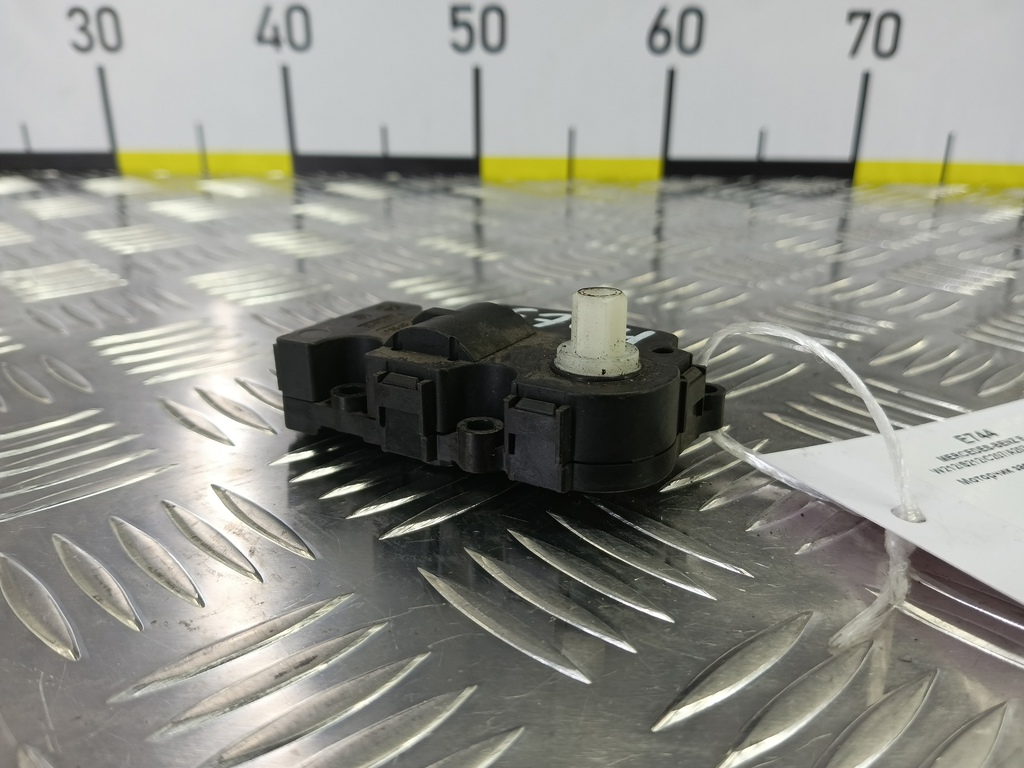 моторчик заслонки отопителя MERCEDES-BENZ E-класс E 220d 2.1 5G-Tronic (170 л.с.)E-класс  W212/S212/C207/A207 (2009—2013) Седан A2218200042, 980 рублей, Москва