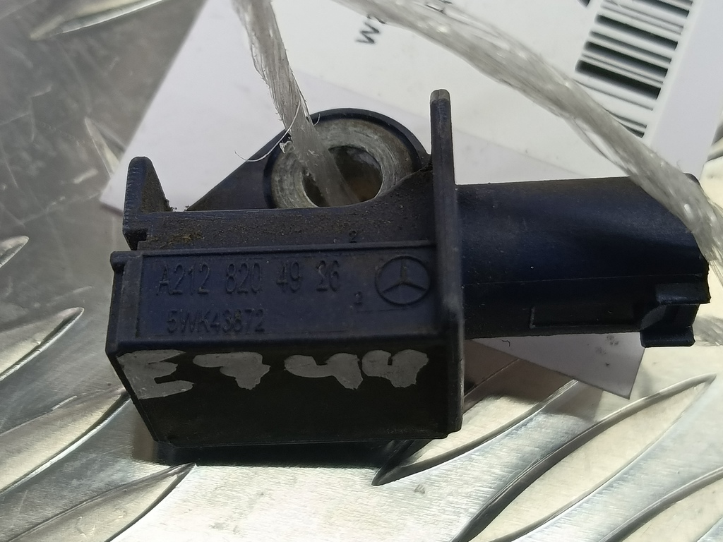 датчик удара (air bag) MERCEDES-BENZ E-класс E 220d 2.1 5G-Tronic (170 л.с.)E-класс  W212/S212/C207/A207 (2009—2013) Седан A2128204926, 1550 рублей, Москва