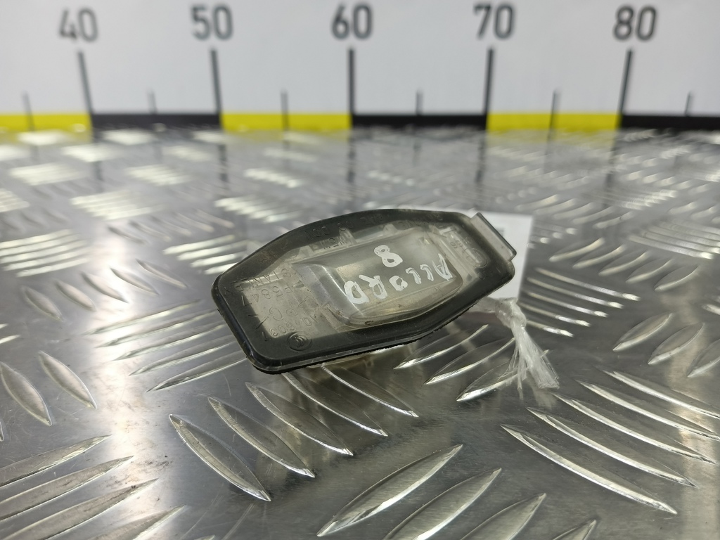 фонарь номерного знака HONDA Accord 2.0 AT (156 л.с.)Accord  VIII (2007—2011) Седан 34106SNB013, 630 рублей, Москва