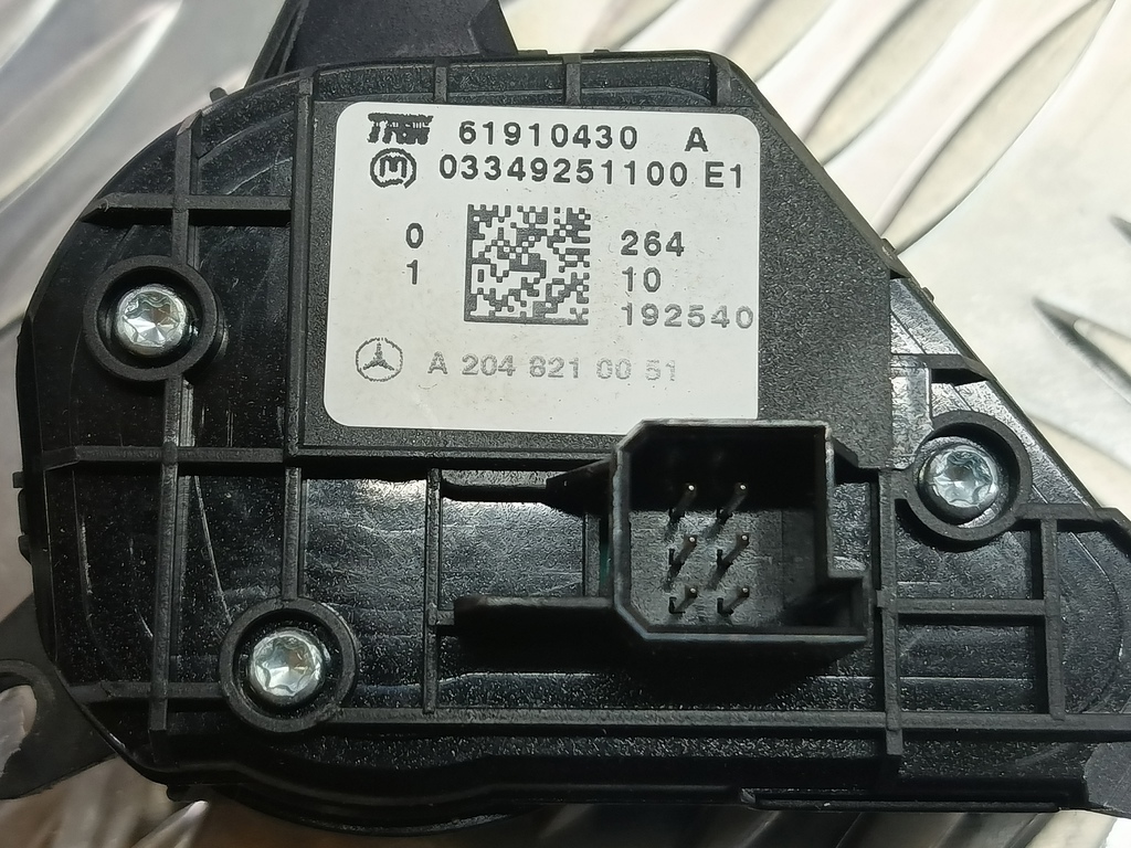 блок кнопок MERCEDES-BENZ E-класс E 220d 2.1 5G-Tronic (170 л.с.)E-класс  W212/S212/C207/A207 (2009—2013) Седан A2048701379, 980 рублей, Москва