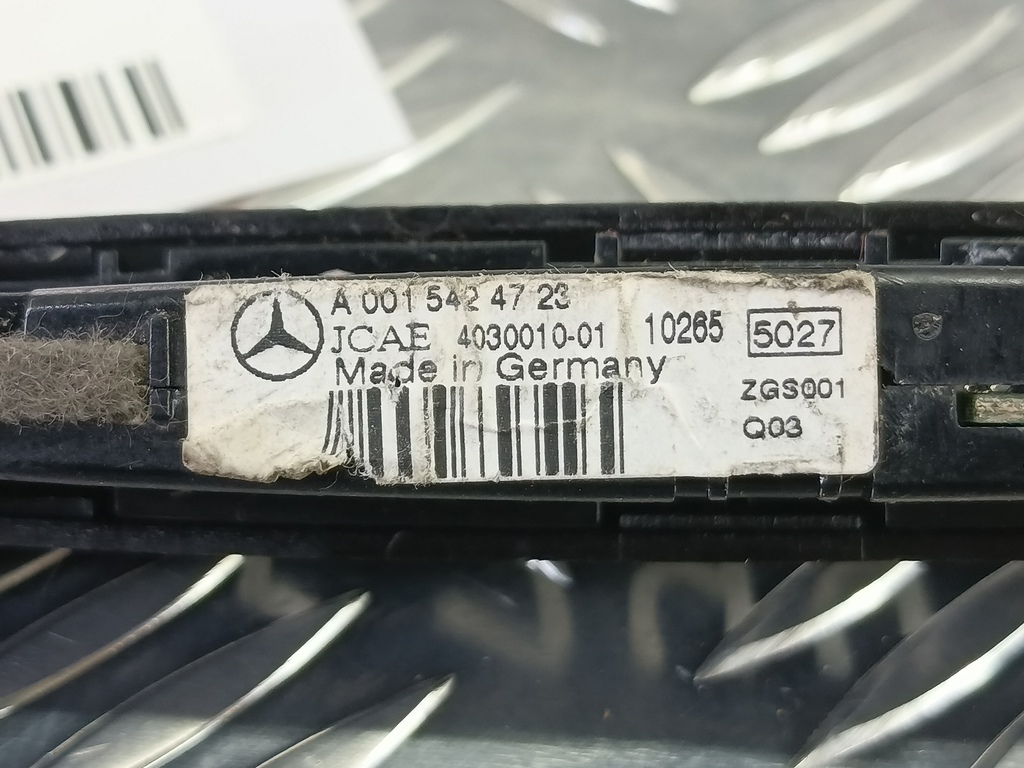дисплей пактроника MERCEDES-BENZ E-класс E 220d 2.1 5G-Tronic (170 л.с.)E-класс  W212/S212/C207/A207 (2009—2013) Седан A0015424723, 980 рублей, Москва