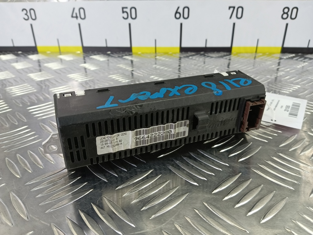 дисплей информационный Peugeot Expert  6155CH, 3850 рублей, Москва