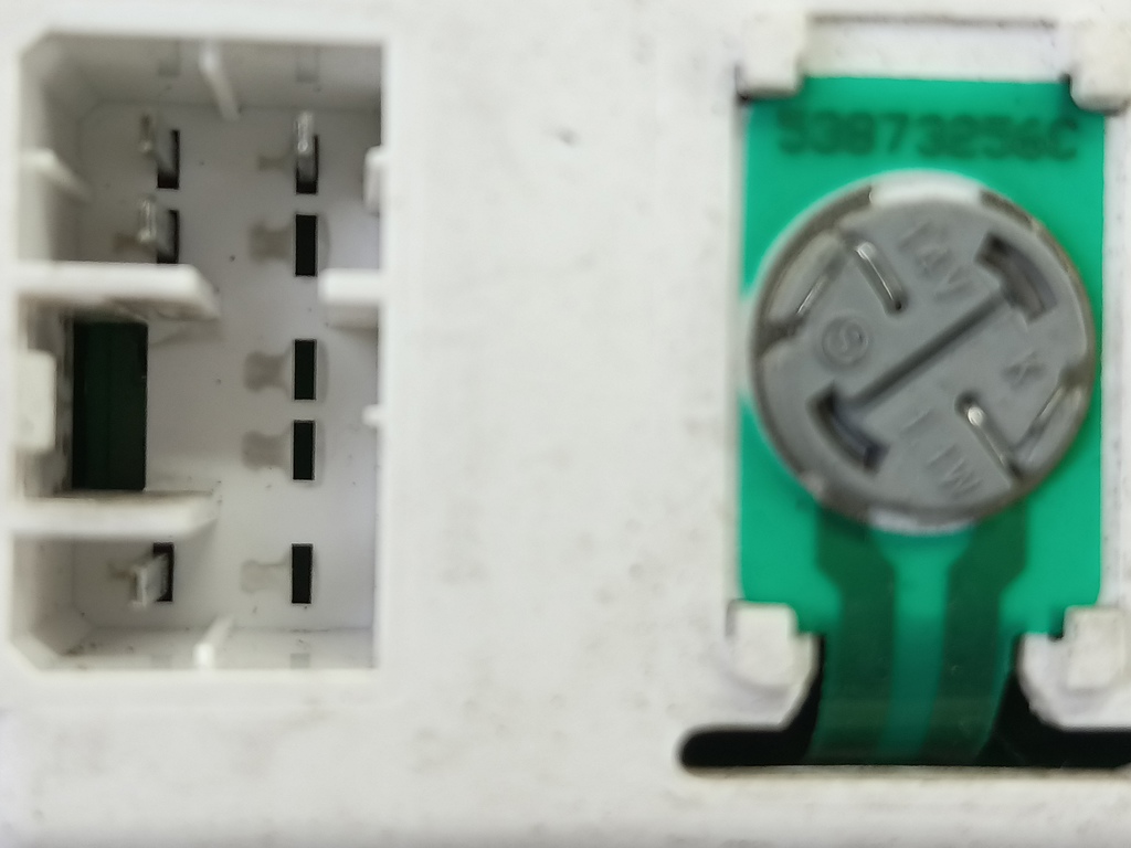 дисплей информационный LAND ROVER FREELANDER  YFB100380, 1090 рублей, Москва