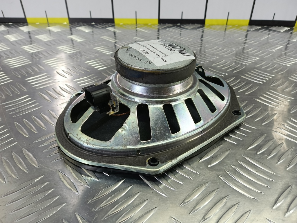 динамик музыкальный FORD Fusion 1.4 MT (80 л.с.)Fusion  I рестайлинг (2005—2012) Хетчбэк 1469143, 630 рублей, Москва