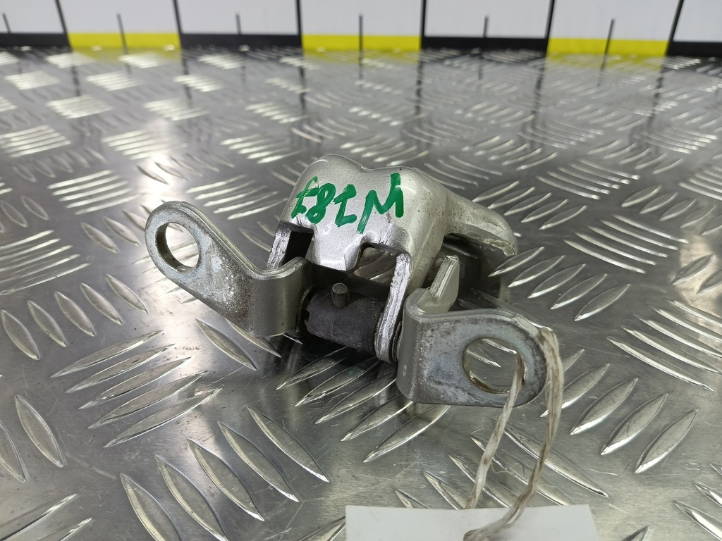 петля двери FORD Fusion 1.4 MT (80 л.с.)Fusion  I рестайлинг (2005—2012) Хетчбэк 1518398, 630 рублей, Москва