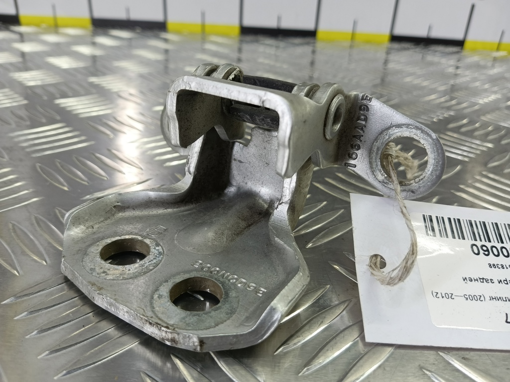 петля двери FORD Fusion 1.4 MT (80 л.с.)Fusion  I рестайлинг (2005—2012) Хетчбэк 1518398, 630 рублей, Москва