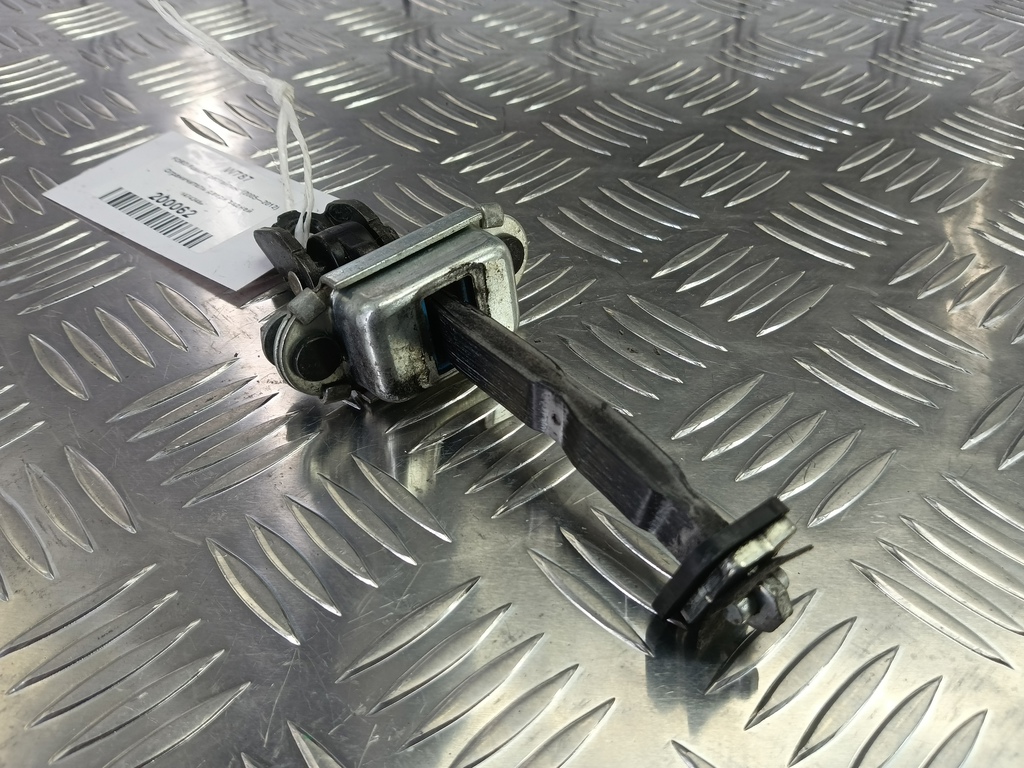 ограничитель двери FORD Fusion 1.4 MT (80 л.с.)Fusion  I рестайлинг (2005—2012) Хетчбэк 1474246, 520 рублей, Москва