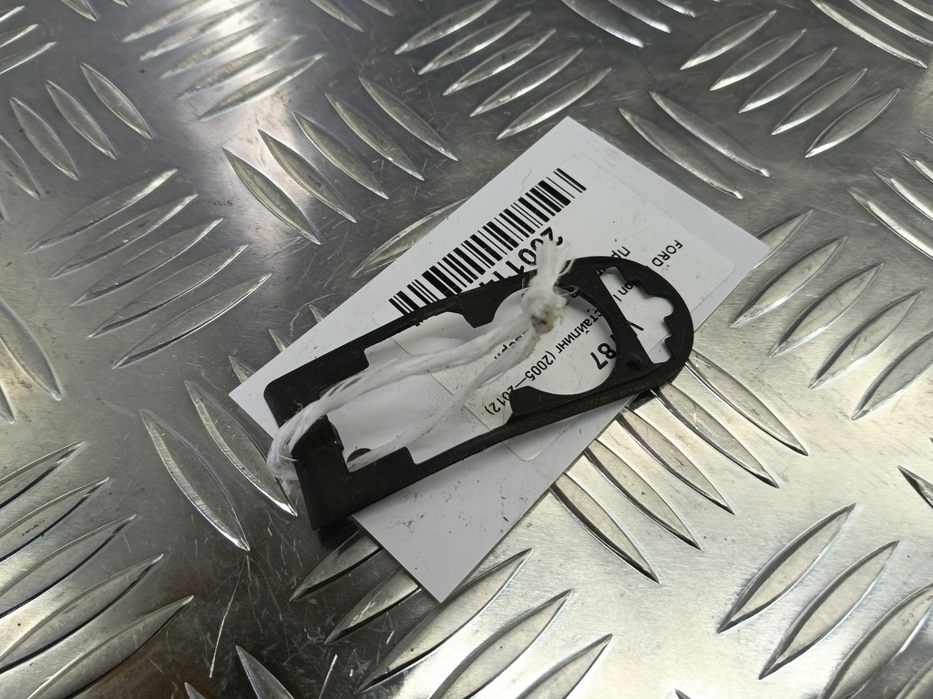 прокладка ручки двери FORD Fusion 1.4 MT (80 л.с.)Fusion  I рестайлинг (2005—2012) Хетчбэк 1511336, 520 рублей, Москва