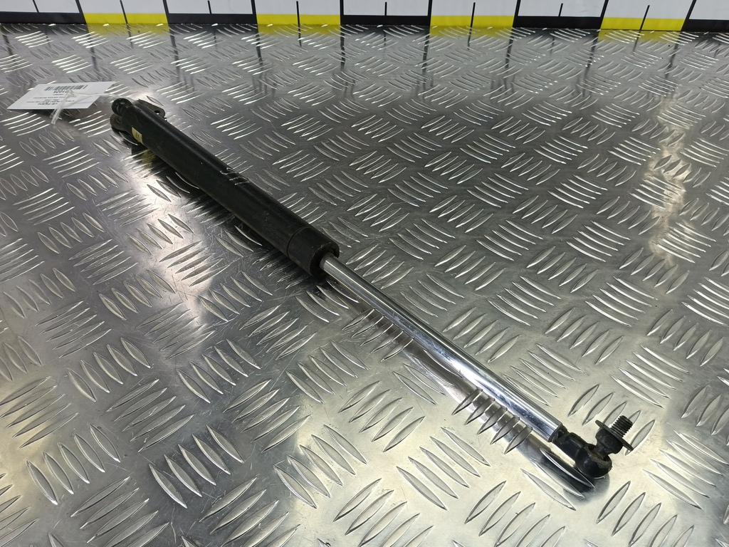 амортизатор крышки багажника MITSUBISHI PAJERO SPORT  MR526933, 1780 рублей, Москва