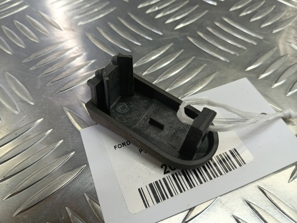 ручка двери внешняя FORD Fusion 1.4 MT (80 л.с.)Fusion  I рестайлинг (2005—2012) Хетчбэк 1516241, 630 рублей, Москва