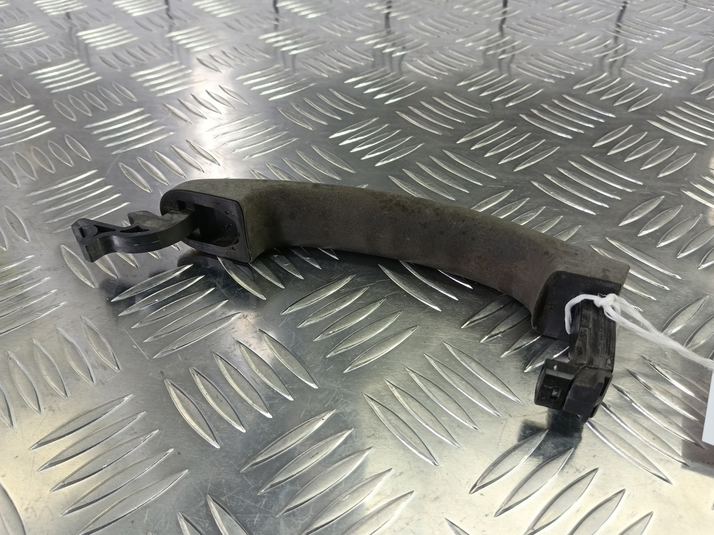 ручка двери внешняя FORD Fusion 1.4 MT (80 л.с.)Fusion  I рестайлинг (2005—2012) Хетчбэк 1521631, 1090 рублей, Москва