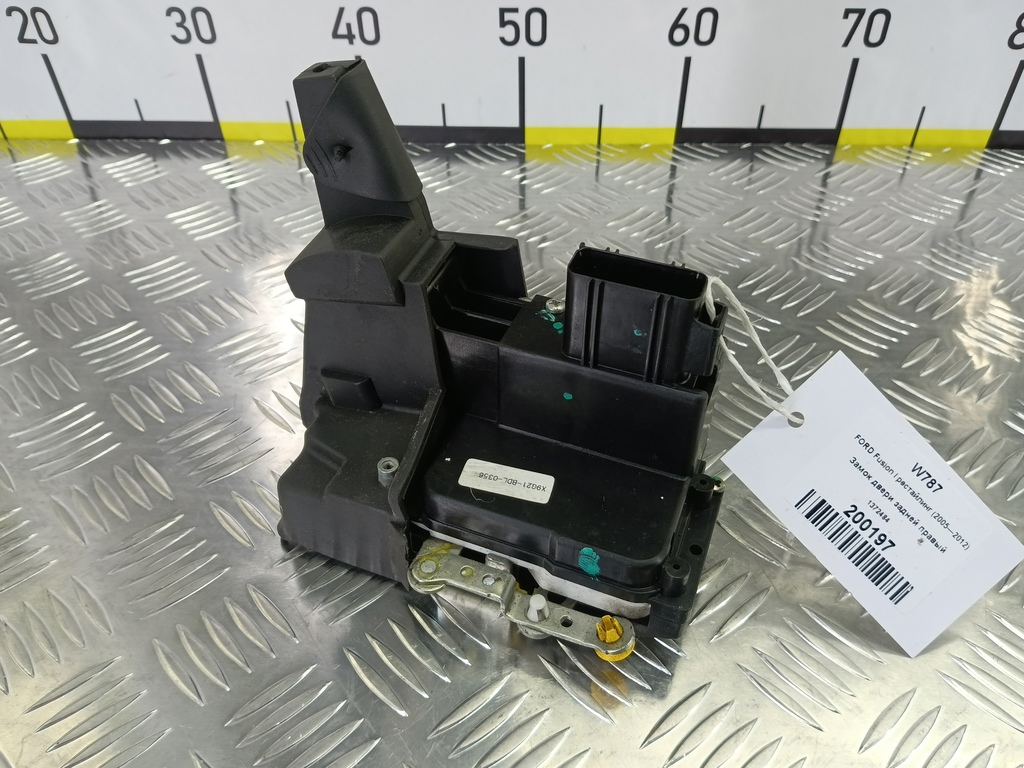 замок двери FORD Fusion 1.4 MT (80 л.с.)Fusion  I рестайлинг (2005—2012) Хетчбэк 1372484, 1320 рублей, Москва