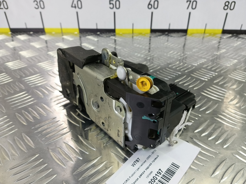 замок двери FORD Fusion 1.4 MT (80 л.с.)Fusion  I рестайлинг (2005—2012) Хетчбэк 1372484, 1320 рублей, Москва