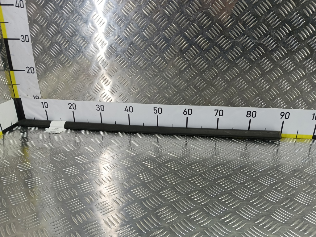 уплотнитель стекла FORD Fusion 1.4 MT (80 л.с.)Fusion  I рестайлинг (2005—2012) Хетчбэк 1374121, 1550 рублей, Москва