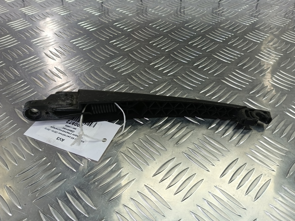 поводок стеклоочистителя (дворник) Kia Ceed  988111H000, 630 рублей, Москва