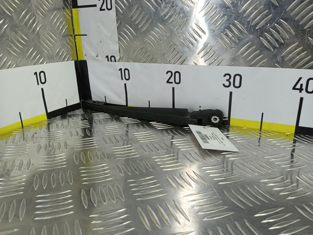 поводок стеклоочистителя (дворник) SUZUKI LIANA 1.6 MT (106 л.с.)Liana  I рестайлинг (2004—2008) Универсал 3882154G10, 1780 рублей, Москва