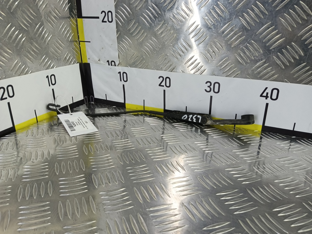 поводок стеклоочистителя (дворник) SUZUKI JIMNY 1.3 4WD MT (86 л.с.)Jimny  III рестайлинг (2005—2012) Внедорожник 3882181A00, 860 рублей, Москва