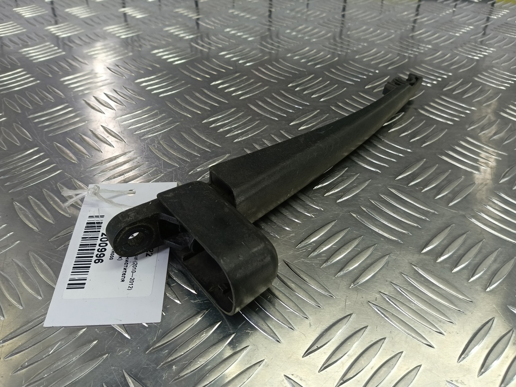 поводок стеклоочистителя (дворник) Kia Ceed  988111H000, 630 рублей, Москва