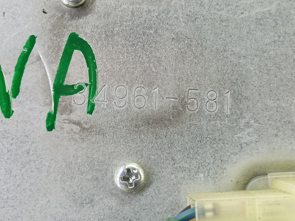 моторчик стеклоочистителя SUZUKI LIANA 1.6 MT (106 л.с.)Liana  I рестайлинг (2004—2008) Универсал 3881055G00, 3620 рублей, Москва