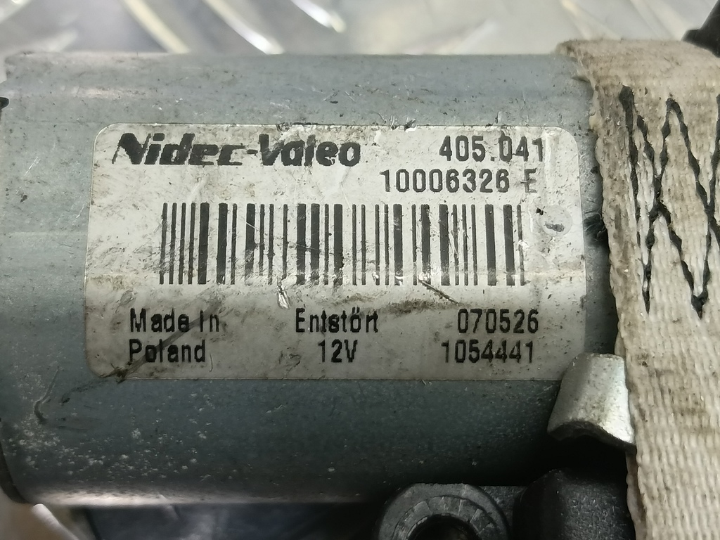 моторчик люка LAND ROVER FREELANDER  LR019777, 1440 рублей, Москва