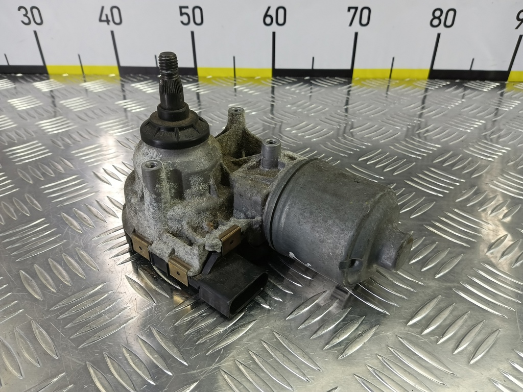 моторчик стеклоочистителя FORD Focus  2135685, 4200 рублей, Москва