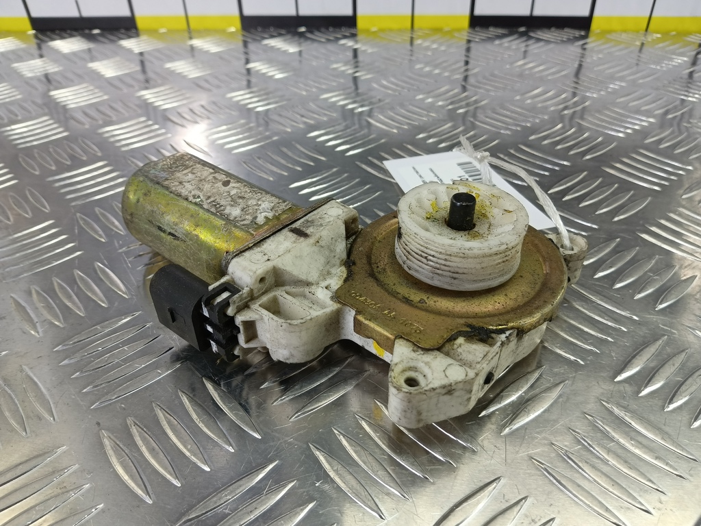 моторчик стеклоподъёмника LAND ROVER FREELANDER  CVH101210, 1550 рублей, Москва