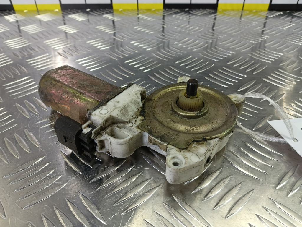 моторчик стеклоподъёмника LAND ROVER FREELANDER  CVH101210, 1550 рублей, Москва