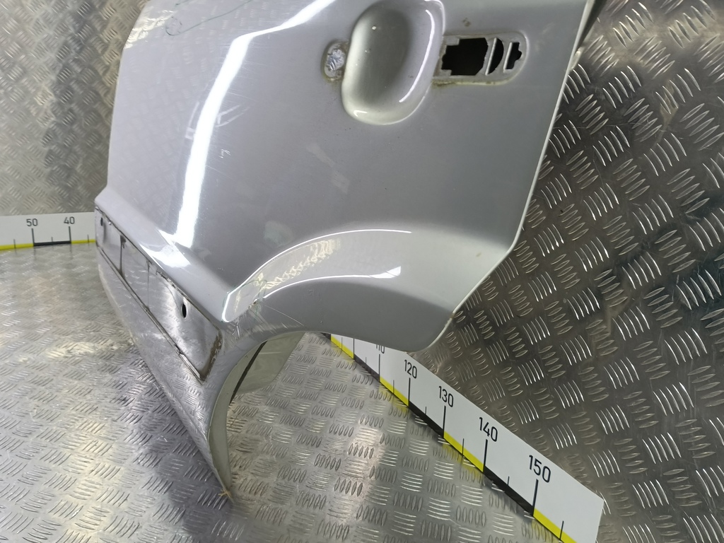 дверь FORD Fusion 1.4 MT (80 л.с.)Fusion  I рестайлинг (2005—2012) Хетчбэк 1692558, 6150 рублей, Москва