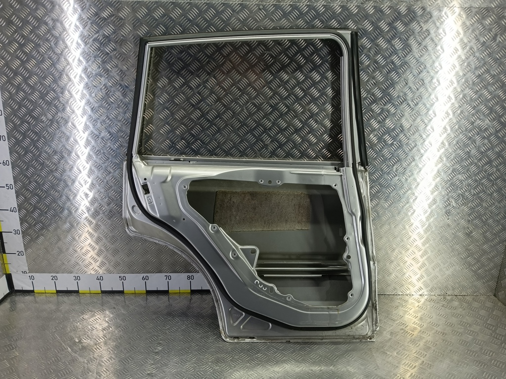 дверь FORD Fusion 1.4 MT (80 л.с.)Fusion  I рестайлинг (2005—2012) Хетчбэк 1692558, 6150 рублей, Москва