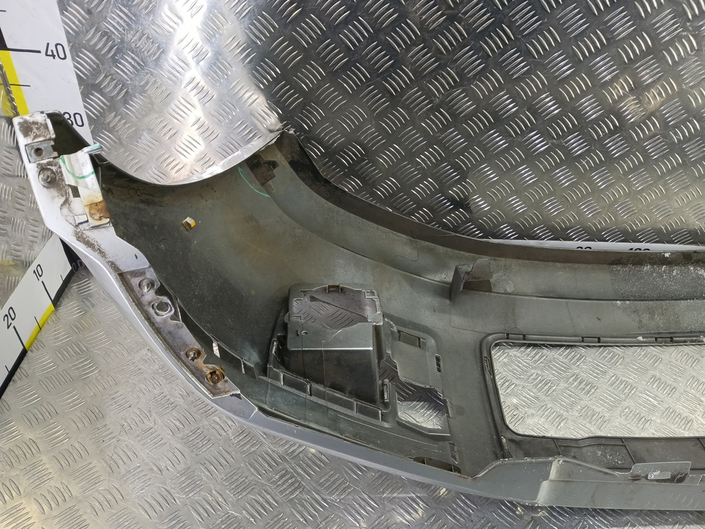 бампер FORD Fusion 1.4 MT (80 л.с.)Fusion  I рестайлинг (2005—2012) Хетчбэк 1429355, 17650 рублей, Москва