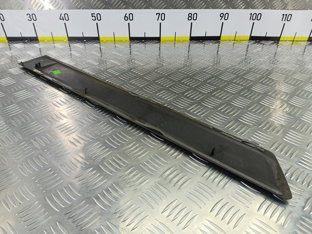 накладка двери FORD Fusion 1.4 MT (80 л.с.)Fusion  I рестайлинг (2005—2012) Хетчбэк 1776398, 1320 рублей, Москва