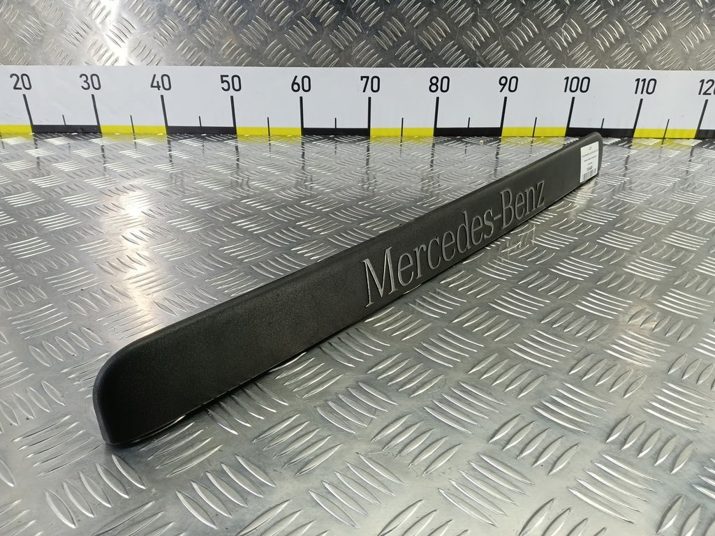 накладка двери распашной MERCEDES-BENZ Vito  A6397432630, 1090 рублей, Москва